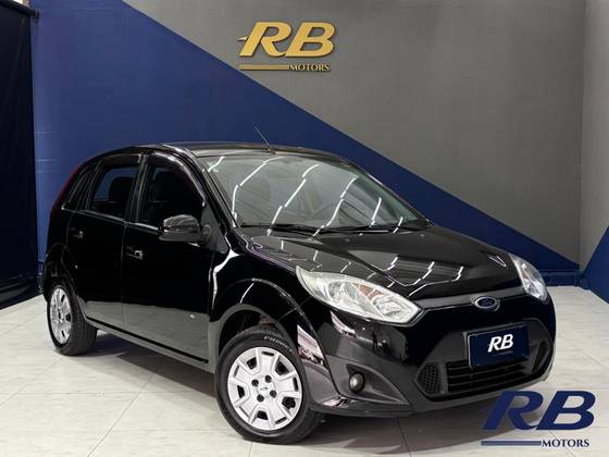 FORD FIESTA 1.0 ROCAM HATCH 8V FLEX 4P MANUAL